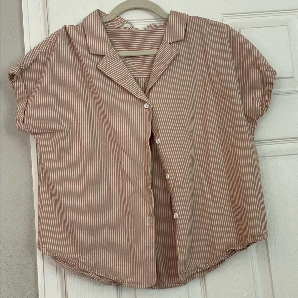 Mod Ref Striped Button-Up Blouse - Picture 1 of 3